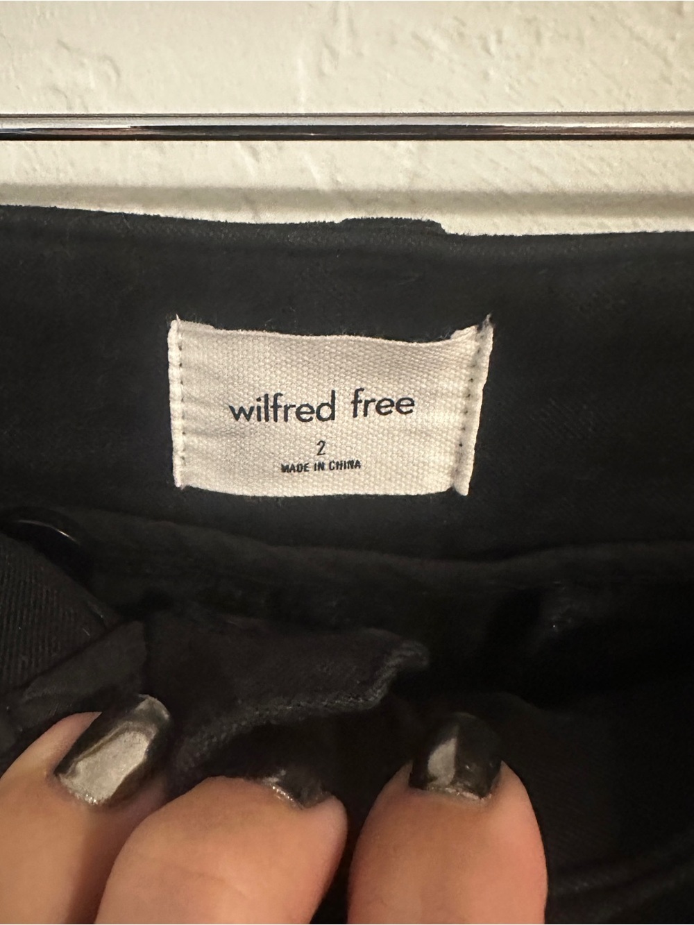 Wilfred Free Black High-Rise Straight Leg Trousers Minimalist Pants Size 2 - Picture 2 of 5